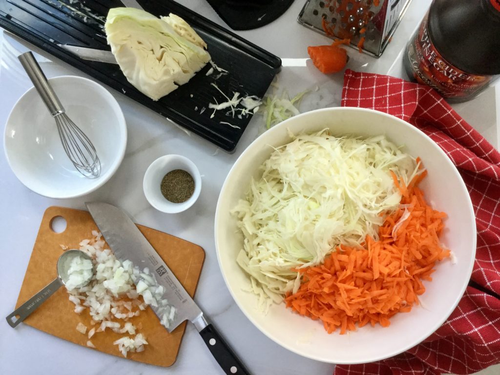 easy Creamy Coleslaw