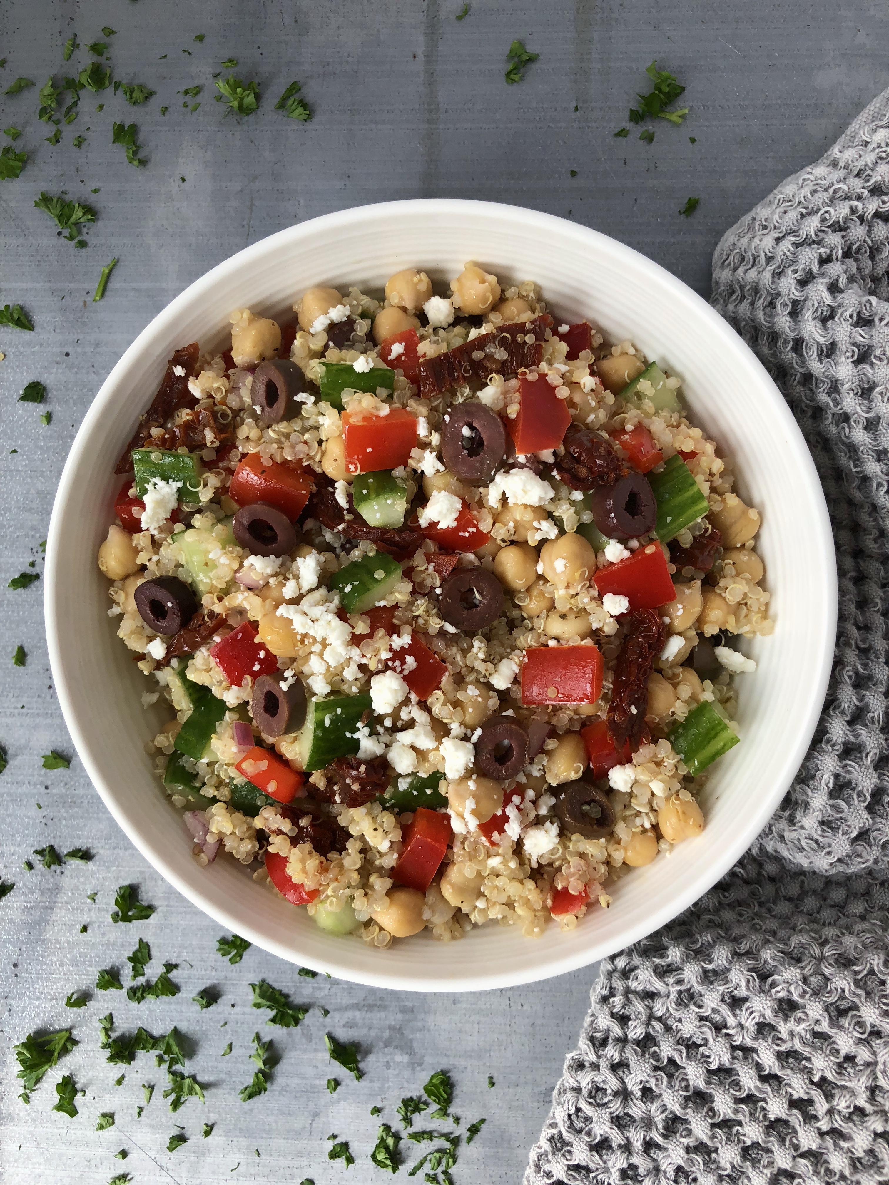 Mediterranean Quinoa & Chickpea Salad 5 BEST - The Kitchen Fairy