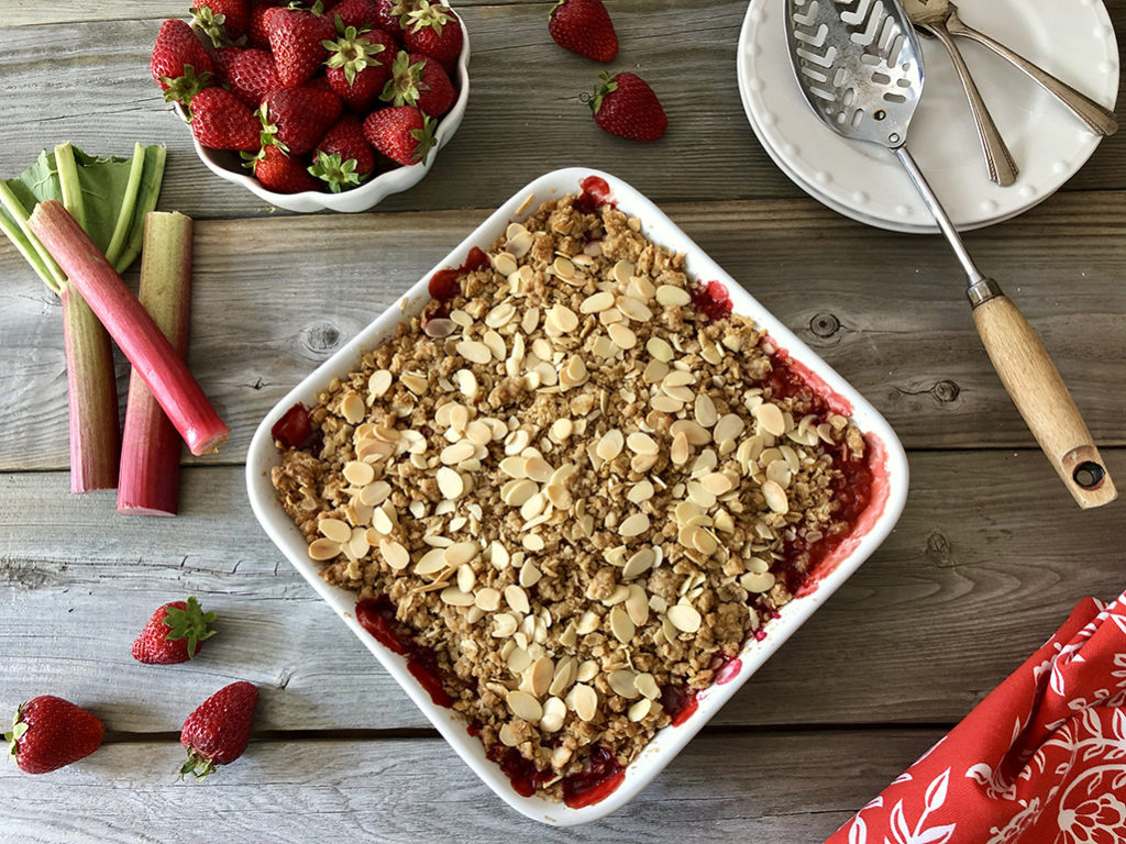 Strawberry Rhubarb Crisp