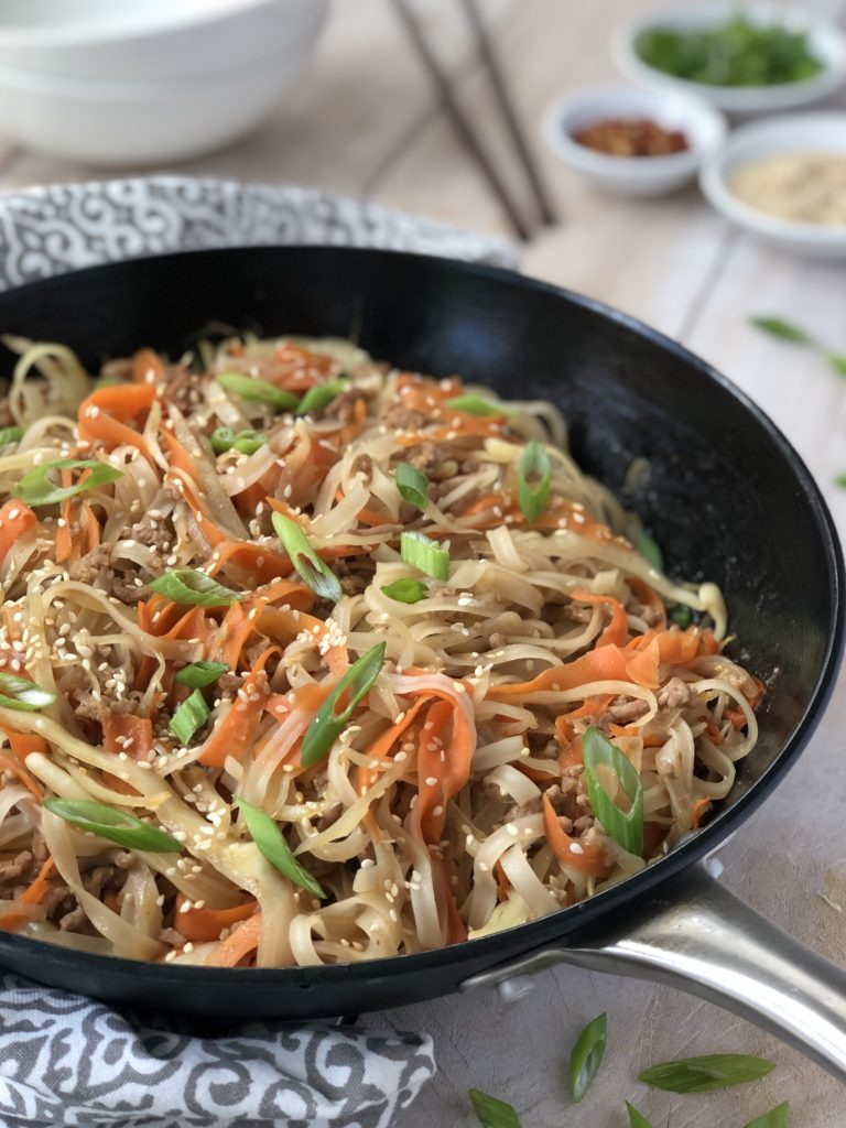 Sesame Pork Noodle Bowl - The Kitchen Fairy